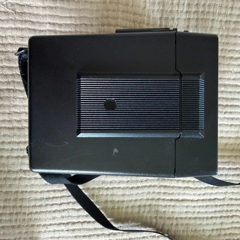 Polaroid‎ Sun 600 LMS Instant Camera Black Silver Vintage Untested 600 Film